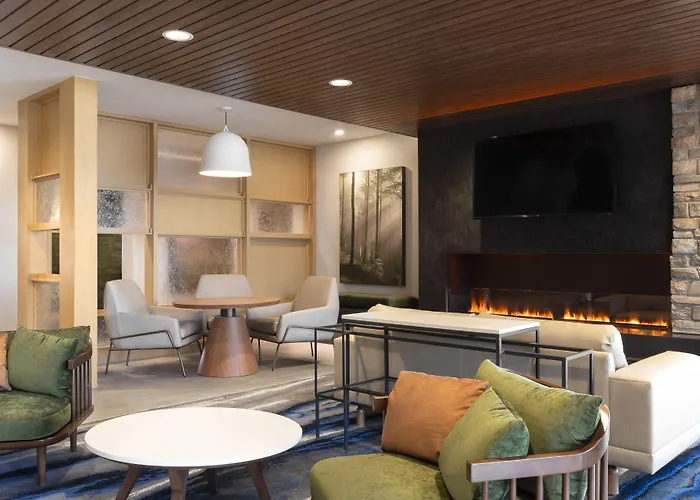 Отель Fairfield By Marriott And O Fallon Il 3*