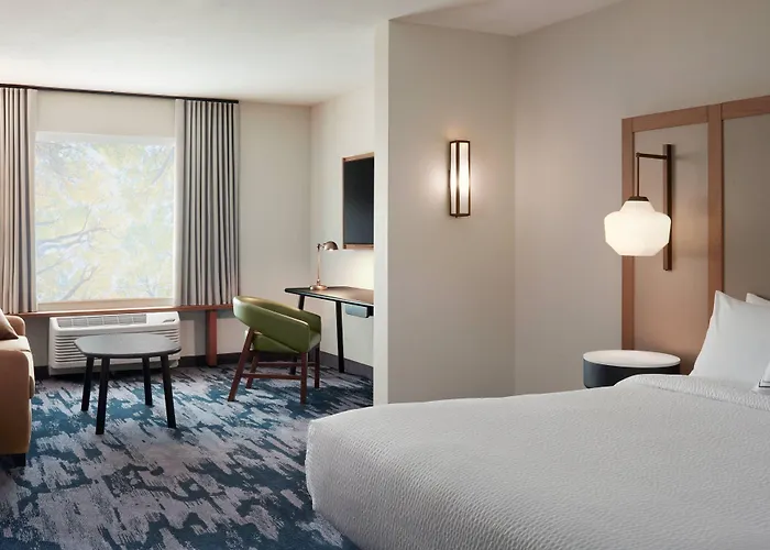 Отель Fairfield By Marriott And O Fallon Il 3*